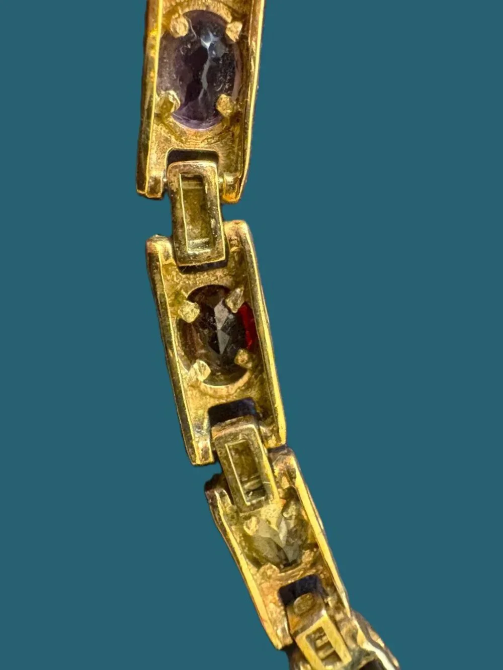 Vintage Marked Gold bracelet with Faceted-colorful oval gemstones EUC